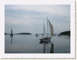 Reflctions - Lunenberg Harbour * 2592 x 1944 * (889KB)
